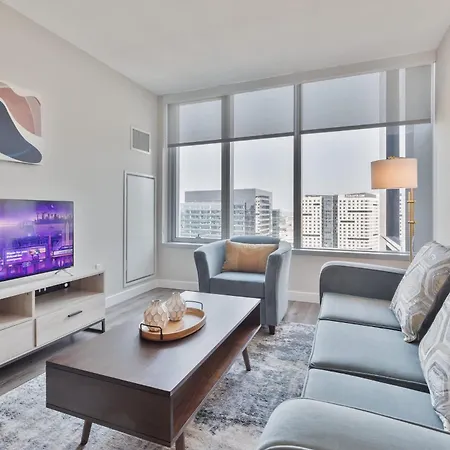 Luxury Apt In Heart Of Seaport